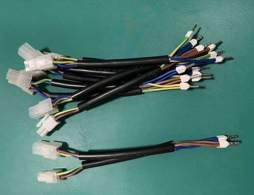 Cables terminales de anillo redondo con material de chaqueta de PVC con arnés de alambre personalizado