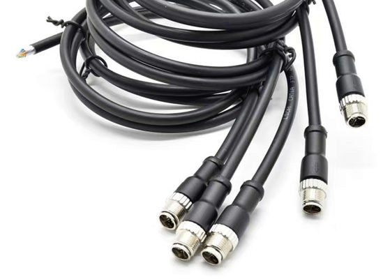 Conector circular de código 8 pin X