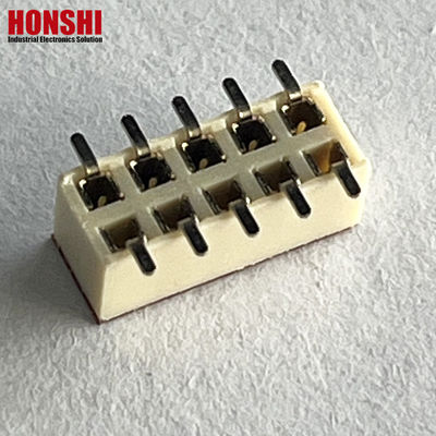 Conector de encabezado femenino Fila doble de tono blanco 2.54mm H7.1 10p SMT Tipo PA6T placa de PCB