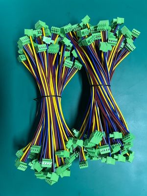 Ensamblaje de arnés de cables para máquina industrial de longitud OEM con bloque de terminales de 5,08 mm, cable verde y cableado. Ensamblaje de 0,5 M 1 M, 100% pruebas e inspección